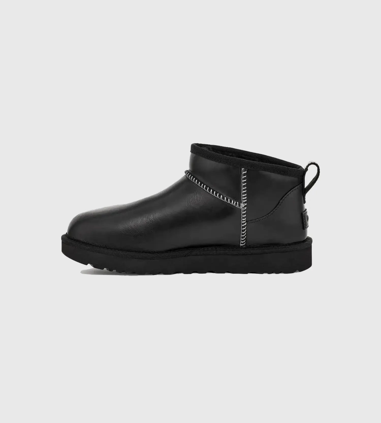 Auliniai batai UGG W Classic Ultra Mini LTHR