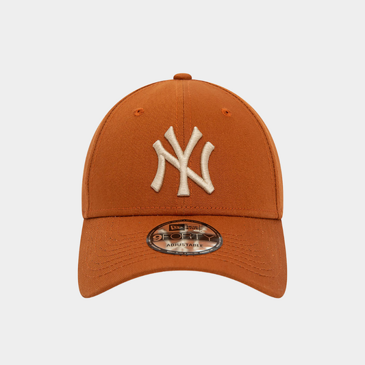 Kepurė New York Yankees League Essential Brown 9FORTY Adjustable Cap