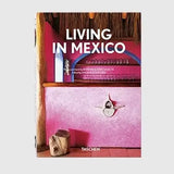 Knyga Living in Mexico