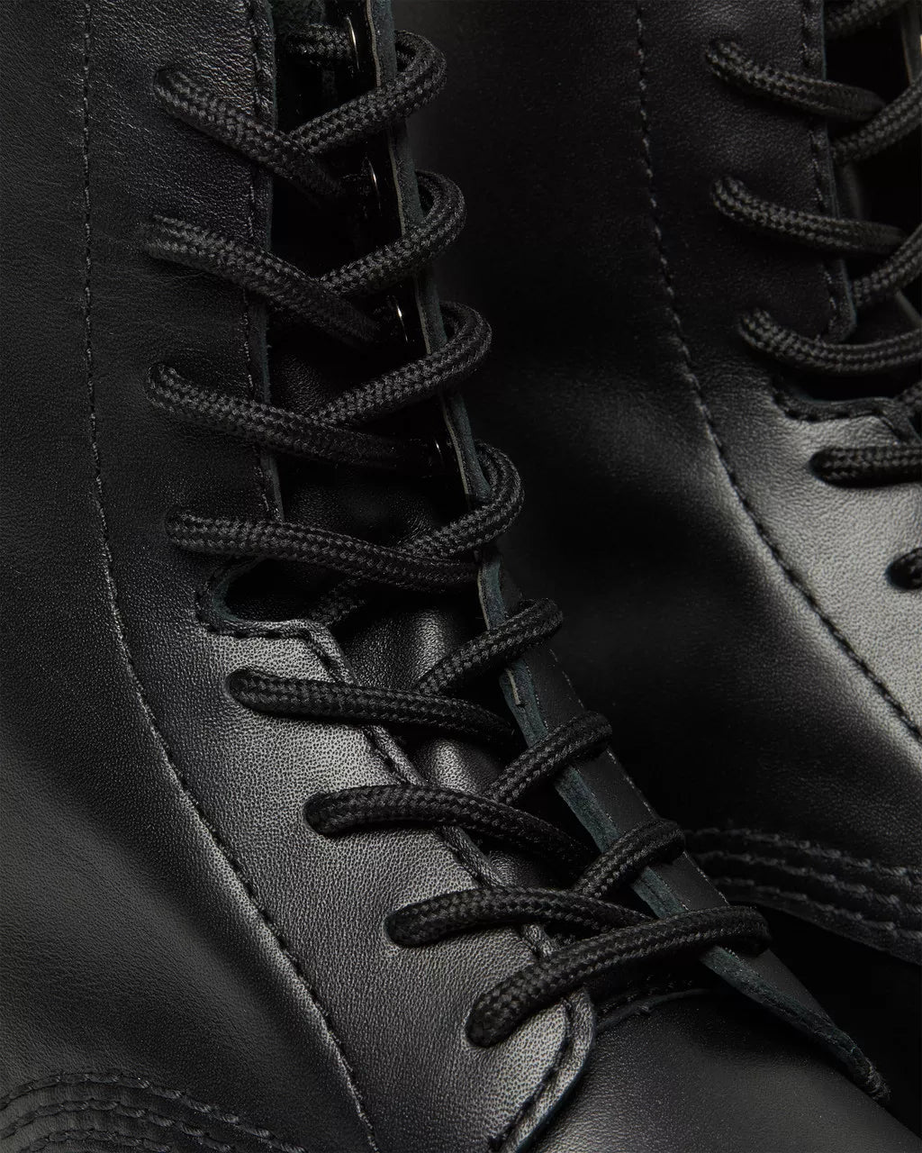 DR.MARTENS AUDRICK 8-EYE BOOT