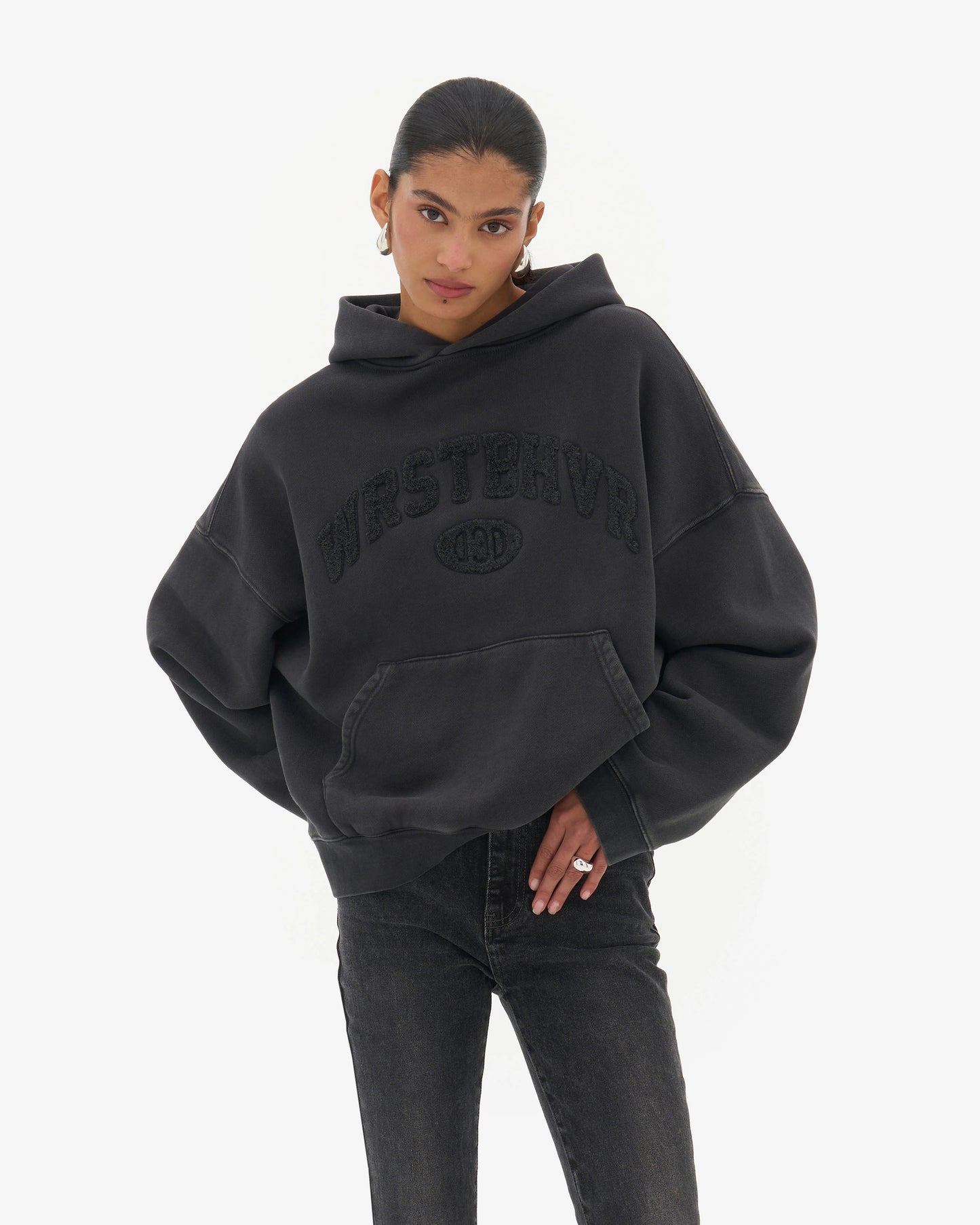 WRSTBHVR JESSE BLACK VINTAGE HOODIE