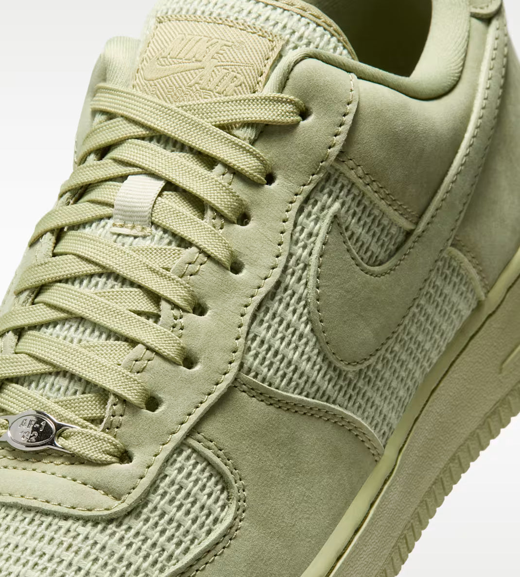 Air Force 1 '07 LV8 II9807-300