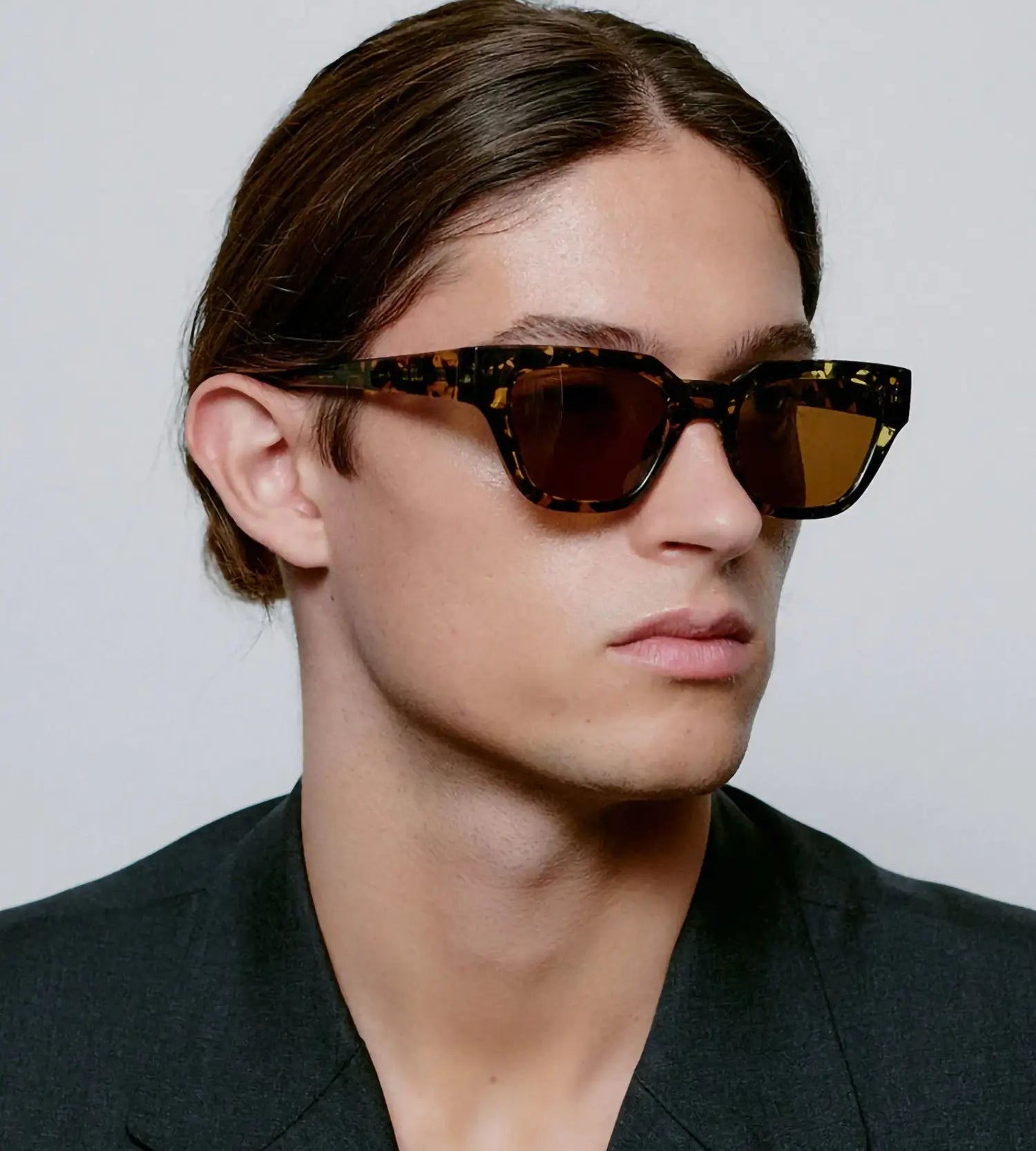 Akiniai A.KJAERBEDE KAWS BLACK YELLOW TORTOISE