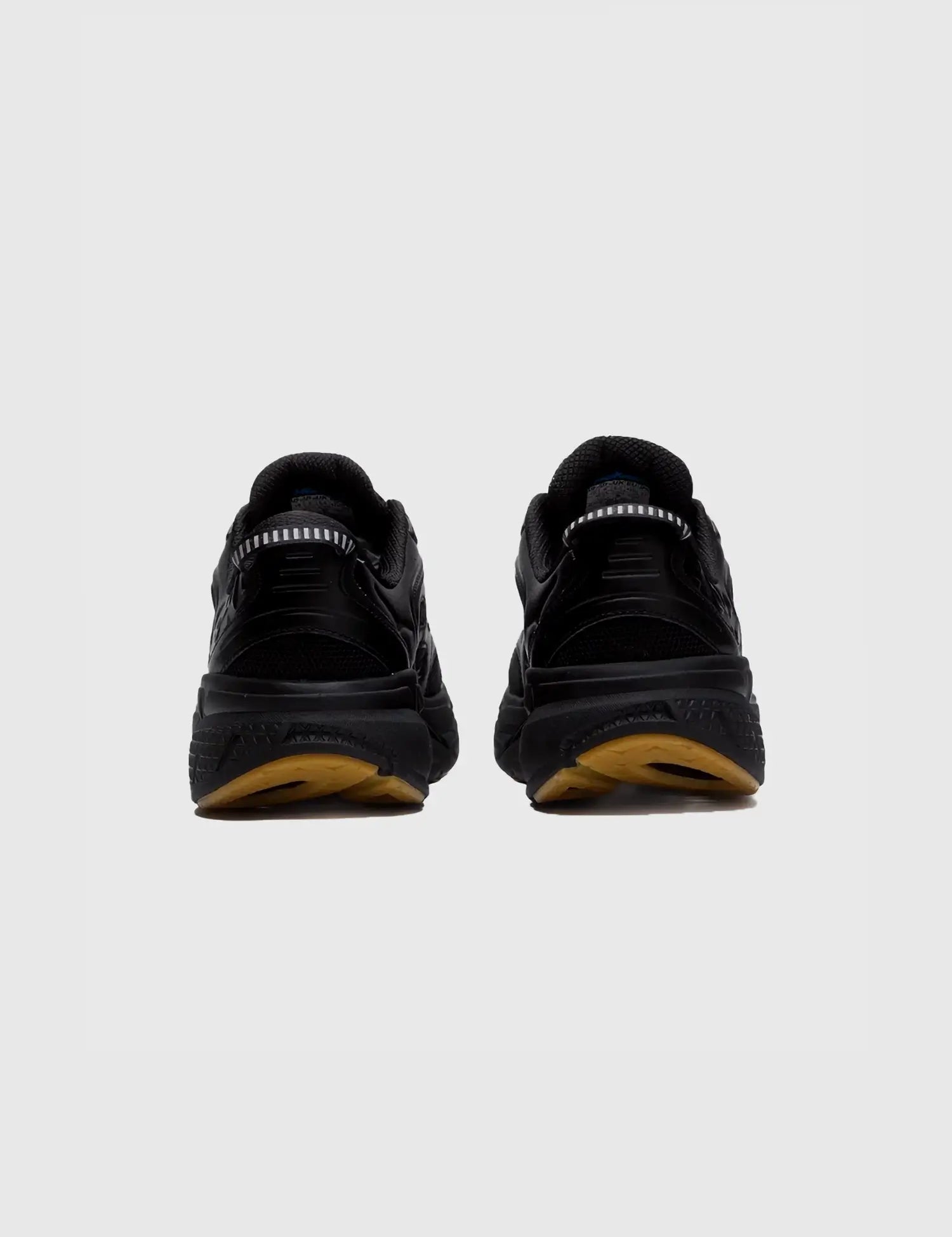HOKA U CLIFTON L ATHLETICS BLACK/BLACK