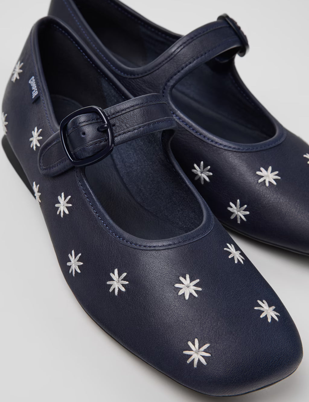 Casi Myra Flowers Blue