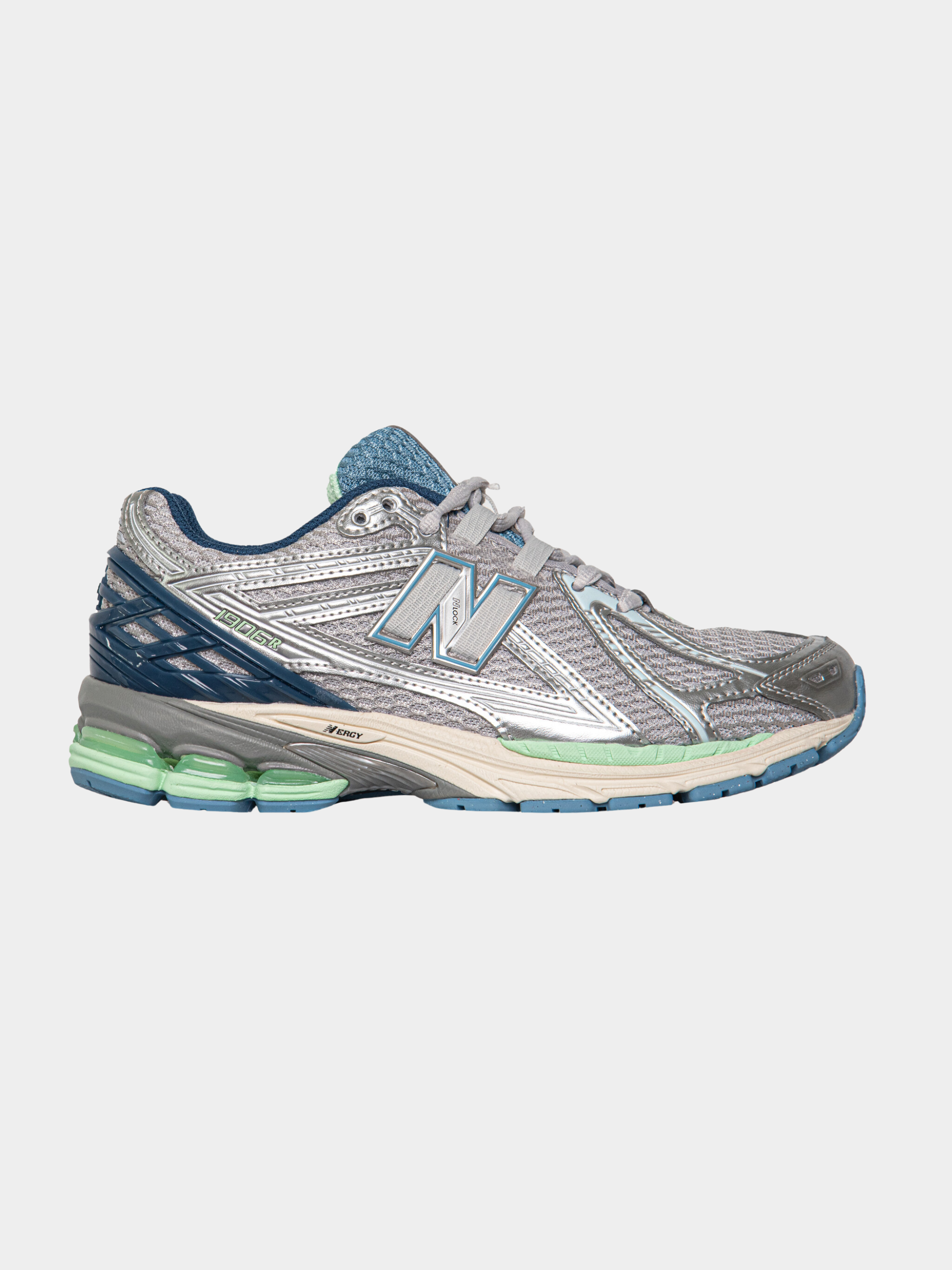 U1906RCR Still Water