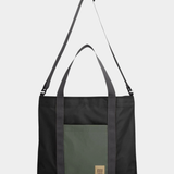 Mountain Essential Tote Black /Neutral