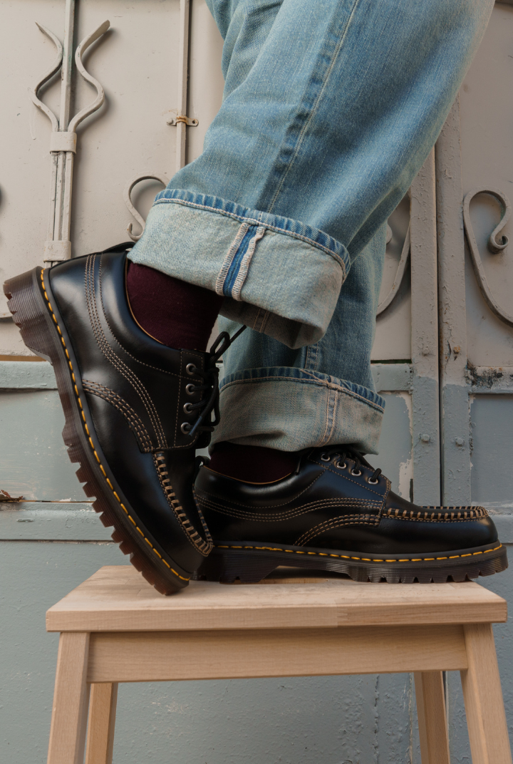 DR. MARTENS