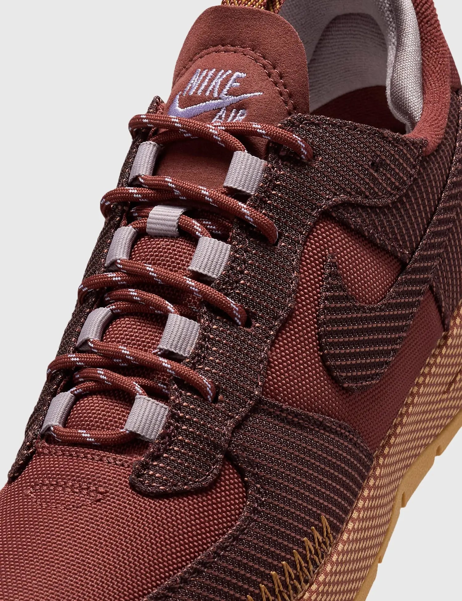SPORTBAČIAI Nike Air Force 1 Wild FB2348-202