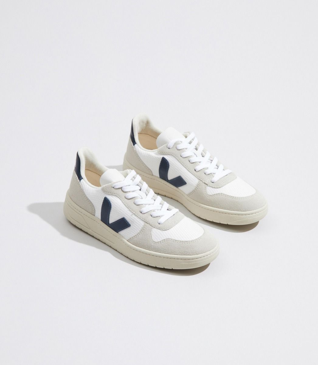 VEJA V-10 CWL WHITE BLACK